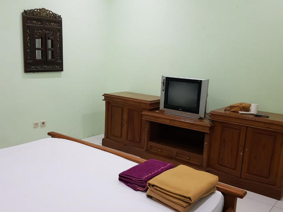 Embe Pitoe Syariah Gejayan RedPartner Hotel Pakualaman Luaran gambar
