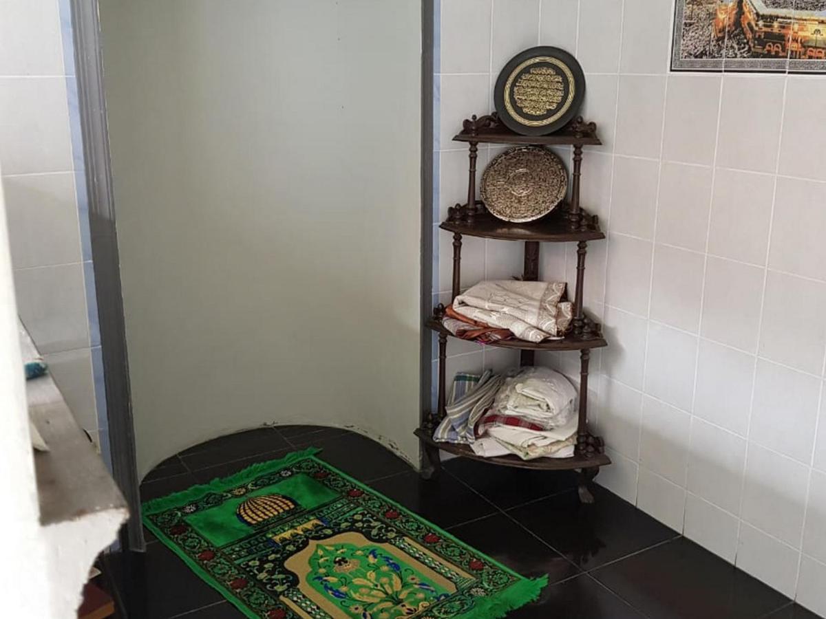 Embe Pitoe Syariah Gejayan RedPartner Hotel Pakualaman Luaran gambar